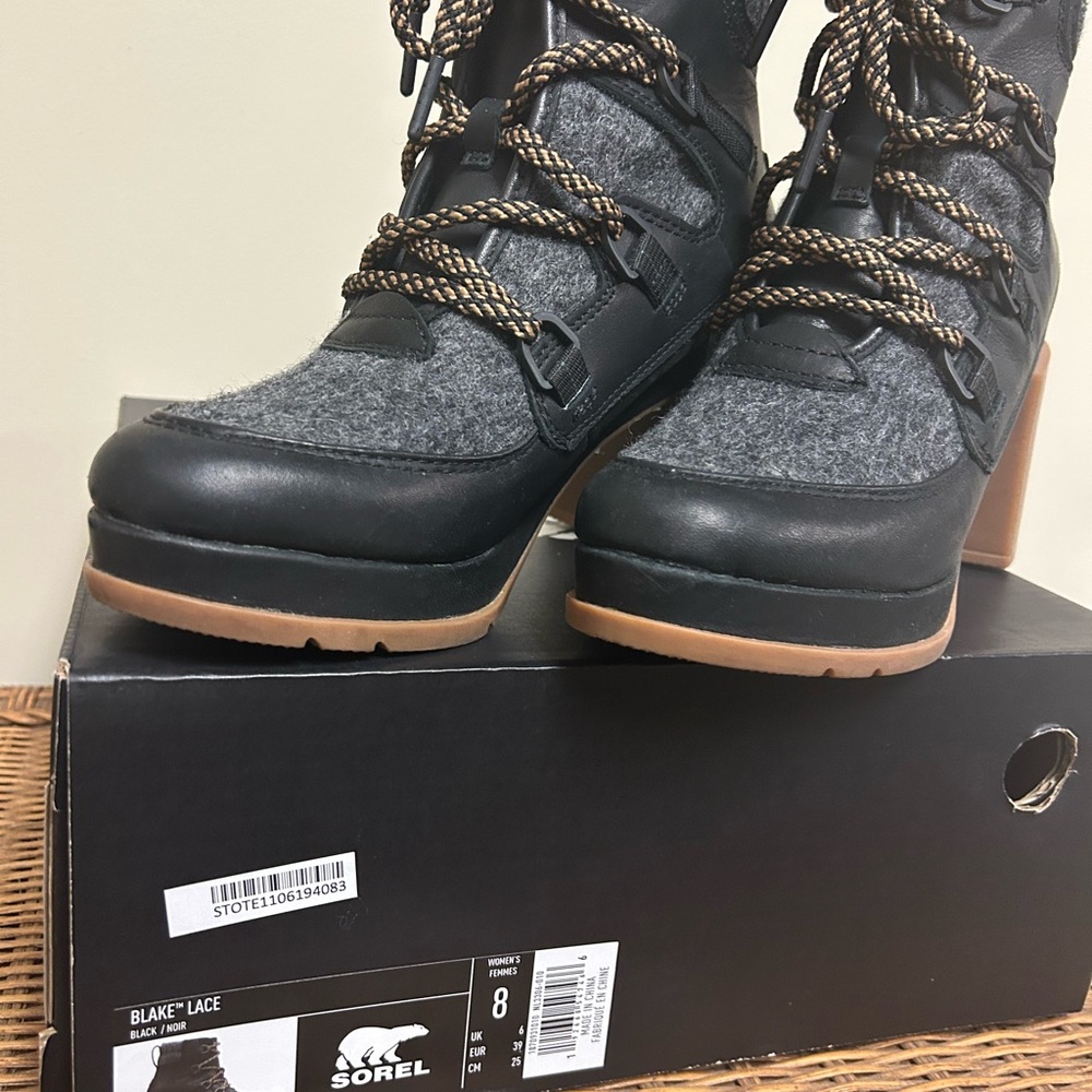 Sorel Women's Black and Gray Heeled Boots in original boxing
